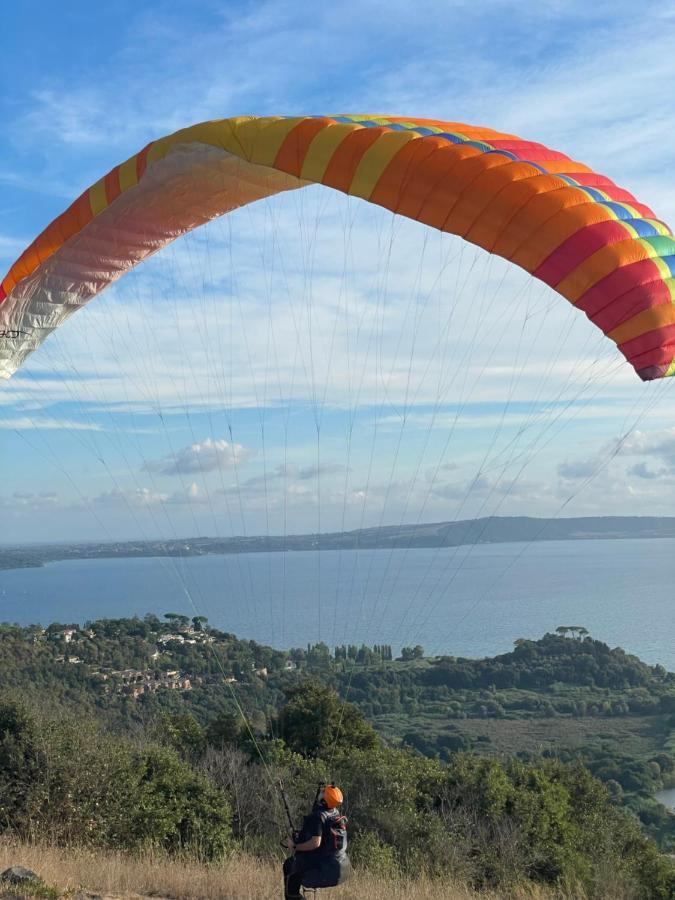 Villa "Lago Blu" Vista Lago Di Bracciano, Con Vasca Idromassaggio Esterna Trevignano Romano Εξωτερικό φωτογραφία