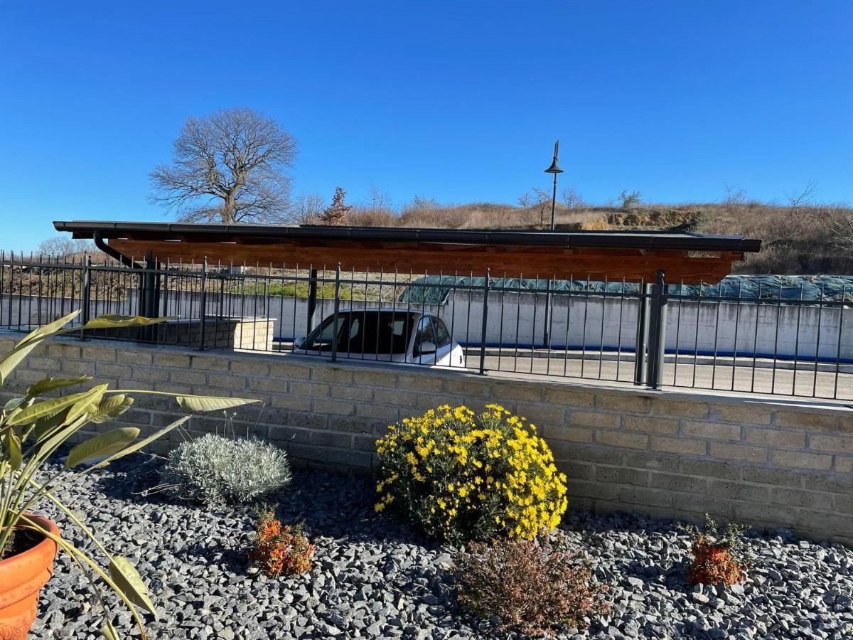 Villa "Lago Blu" Vista Lago Di Bracciano, Con Vasca Idromassaggio Esterna Trevignano Romano Εξωτερικό φωτογραφία